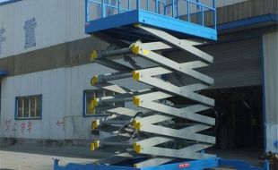 提升作業(yè)效率的秘密武器：工廠車(chē)間的高效移動(dòng)式高空作業(yè)平臺(tái)